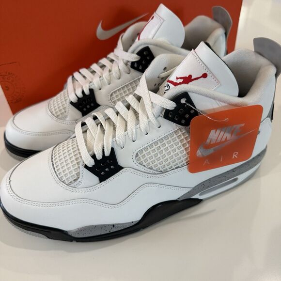 Air Jordan 4 Retro OG White Cement FV5029-100 Size 11 NEW w box